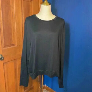 Luka lux long sleeve black long leeve tee shirt. Size xxl.